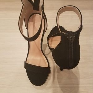 Windsor heels